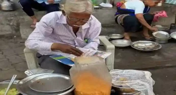 Video Of 70-year-old Nagpur’s independent couple selling poha on roadside impresses Netizens