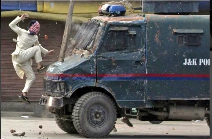 Why J&K turned its back on stone-pelters & militants seeking govt jobs