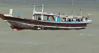 Rs 200 crore worth narcotic drugs dumped by Pakistani boat crew off Gujarat coast recovered by BSF