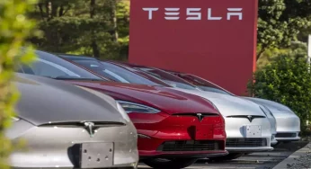 Tesla execs meet govt officials with plans to make electric cars in India