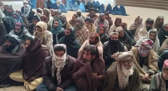 Tehran calls for international help as Afghan refugees flood into Iran