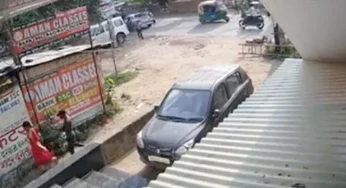 Caught on Camera: Jilted lover shoots girl in Patna