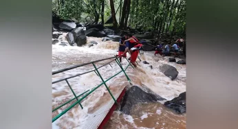 40 tourists rescued in Goa after bridge on waterfall collapses