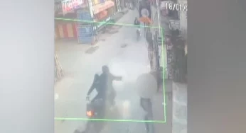 Caught on Camera: Two men on bike throw acid on girl’s face in Delhi