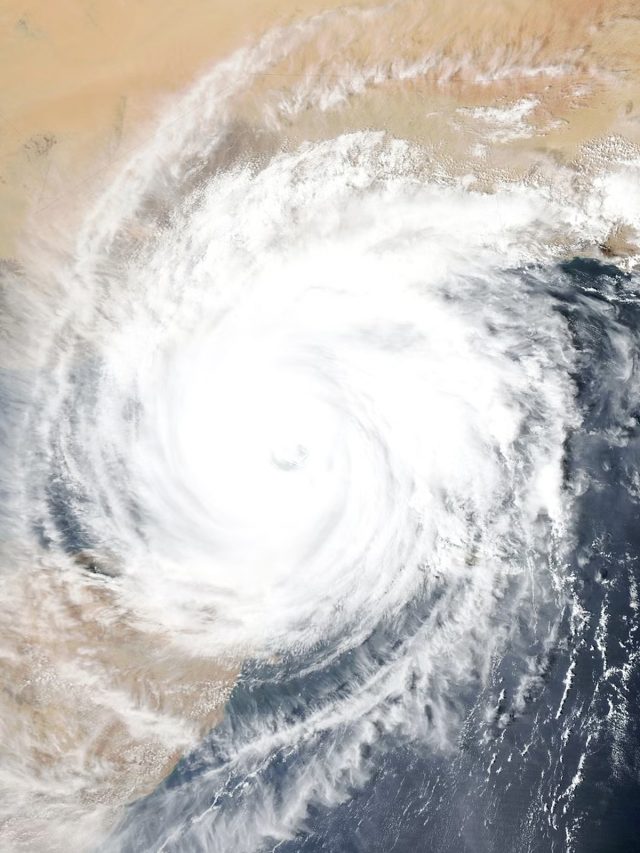 Chennai Skies Turn Grey, As Cyclone Mandous Arrives