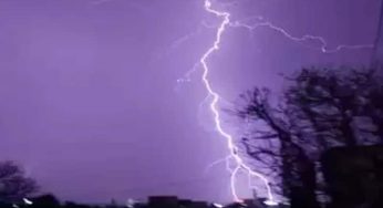 Lightning kills 5 people in Maharashtra