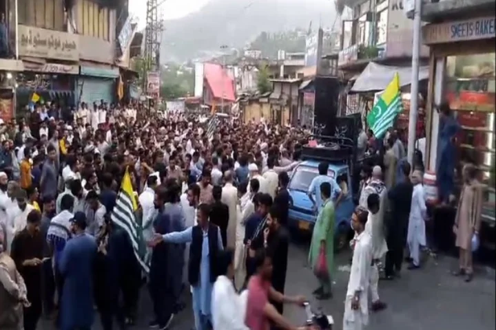 PoJK residents continue to demand release of political prisoners of Muzzafarabad protests
