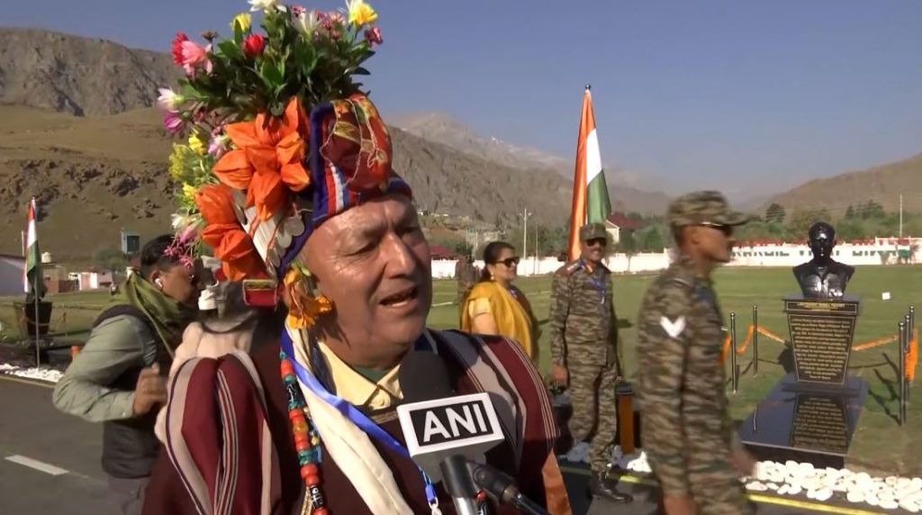 Families of soldiers pays tribute to soldiers who lost lives in 1999 Kargil War