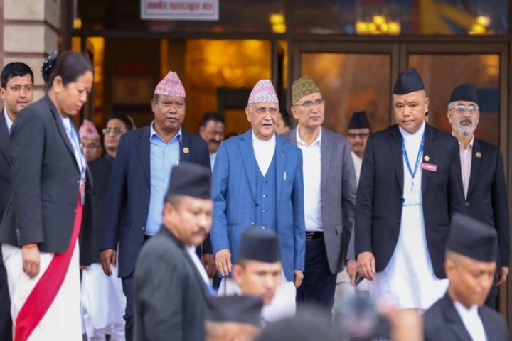 PM Modi congratulates Nepali PM on his third term win