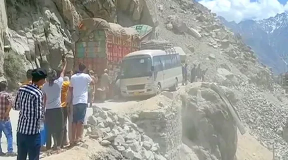 Poor road condition sparks concerns among pilgrims in PoGB