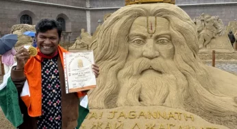 Indian embassy in Russia congratulates artist Sudarsan Pattnaik for winning Golden Sand Master Award