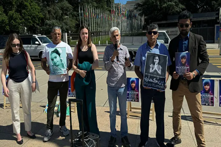 Geneva: Sindhi Foundation holds protest at UN demanding release of missing Hindu girl