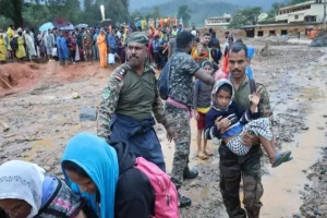 500 to 600 personnel from Army, NDRF, Police carrying out rescue op in Wayanad, 1000 rescued so far