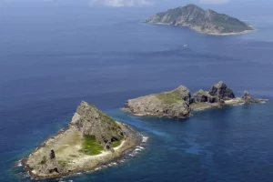 Japan, for first time ever, accuses China of airspace violation