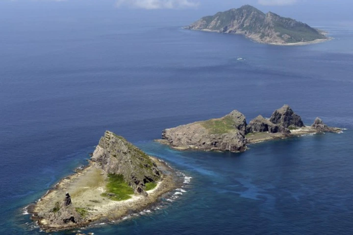 Japan, for first time ever, accuses China of airspace violation