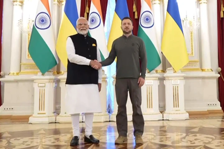 PM Modi meets Ukrainian President Zelenskyy for bilateral talks in Kyiv