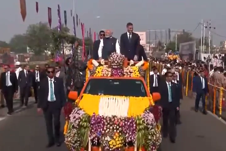 PM Modi and Spain’s PM Sanchez hold roadshow in Vadodara ahead of Tata-Airbus aircraft assembly facility inauguration