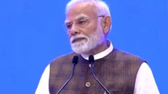 “India engaged in connecting the world by taking it out of conflict,” says PM Modi at India Mobile Congress