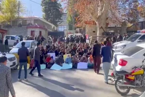 PoGB: Karakoram International University students protest against fee hikes, administrative mismanagement