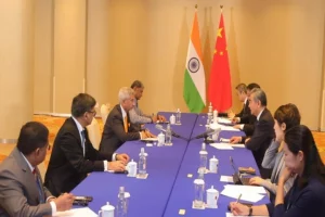 Jaishankar, Wang Yi discuss border de-escalation on sidelines of G20 Summit