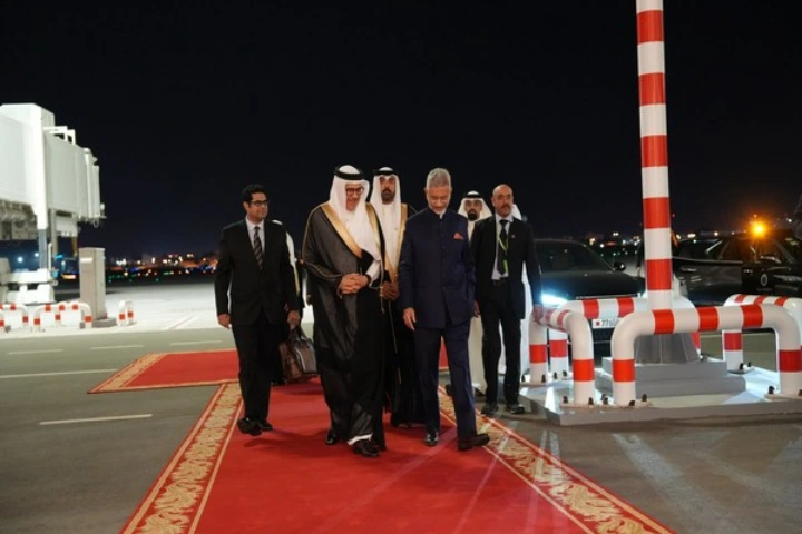 EAM Jaishankar reaches Bahrain to participate in Manama Dialogue