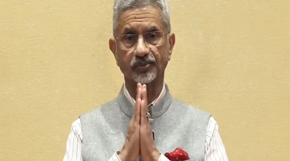 EAM Jaishankar honoured with Sri Chandrasekarendra Saraswathi National Eminence Award for public leadership