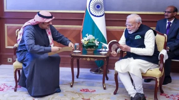 PM Modi meets President of Kuwait Heritage Society, praises works of preserving India-Kuwaiti artefacts