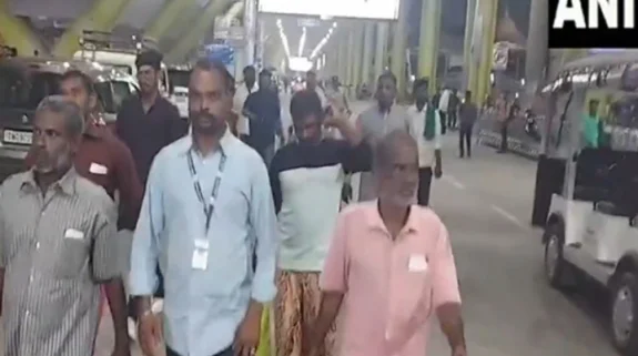 Tamil Nadu: Six Indian fishermen released from Sri Lankan prison, arrive in Chennai