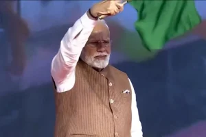 PM Narendra Modi flags off Pravasi Bharatiya Express in Bhubaneswar