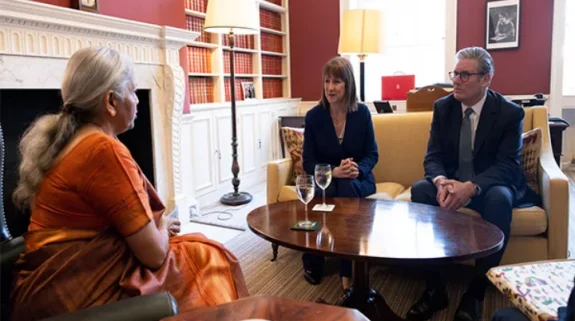UK Chancellor, Finance Minister Sitharaman announces USD 400 million in new trade