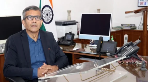 Defence Secretary calls on Italian Defence Minister to enhance bilateral defence cooperation