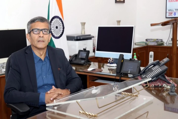 Defence Secretary calls on Italian Defence Minister to enhance bilateral defence cooperation