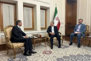 IAEA chief Grossi meets Iran FM Araghchi, stresses need for nuclear cooperation