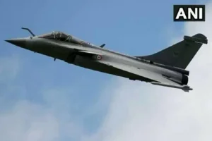 Indian Air Force Rafales, Su-30s carrying out major Exercise “Aakraman”