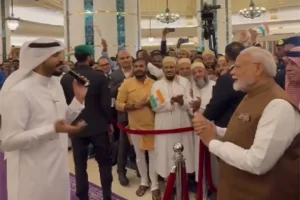 ‘Ae Watan…’ resonates in Saudi Arabia as PM arrives in Jeddah