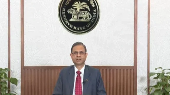 Amdist Tariff challenges, RBI revises growth expectation from 6.7 % to 6.5% in FY25-26