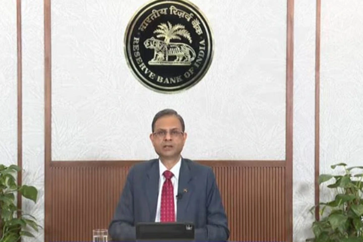 Amdist Tariff challenges, RBI revises growth expectation from 6.7 % to 6.5% in FY25-26