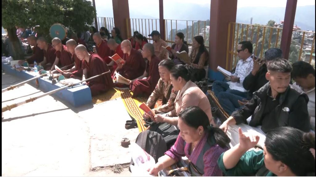 Tibetan monks