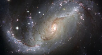 Astronomers find planet in perpendicular orbit around pair of stars: Study